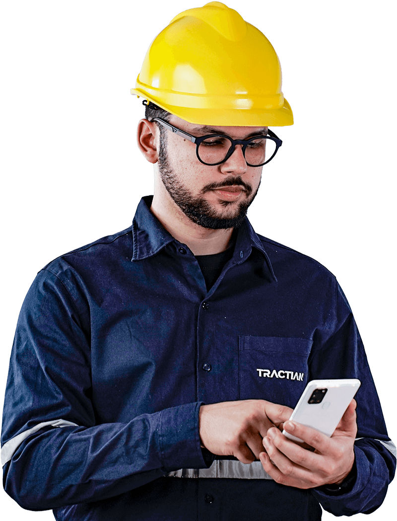 Foto de profisonal da manutenção usando o software