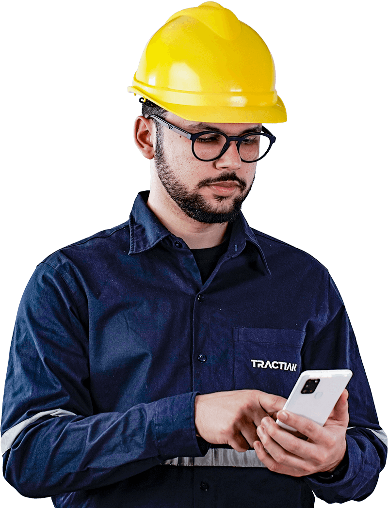 Foto de profisonal da manutenção usando o software