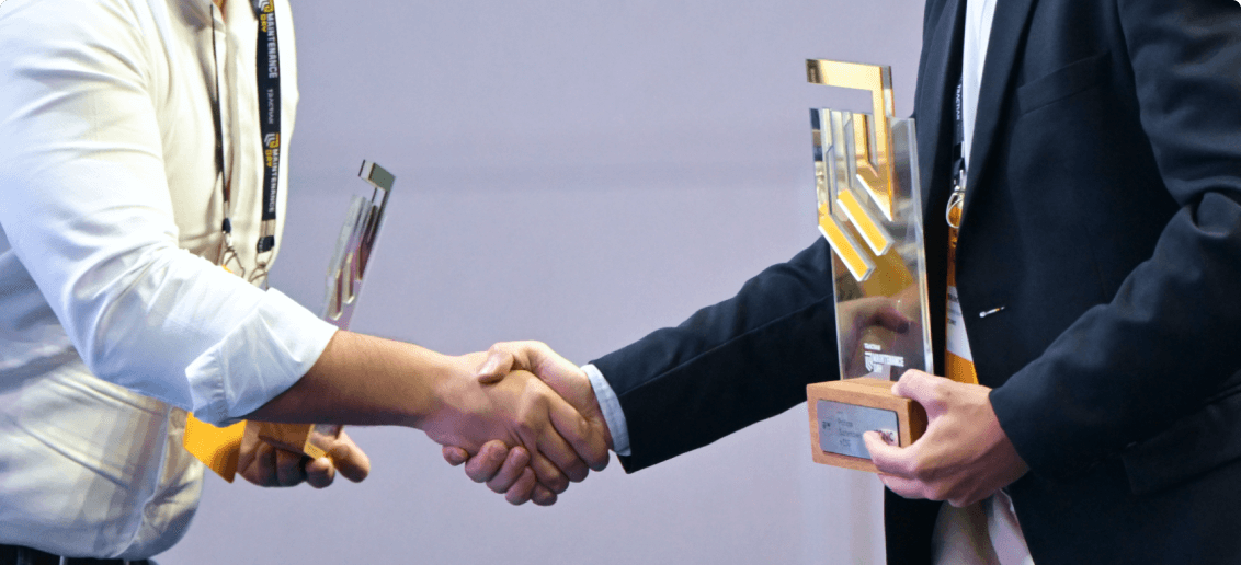 Discussões com especialistas